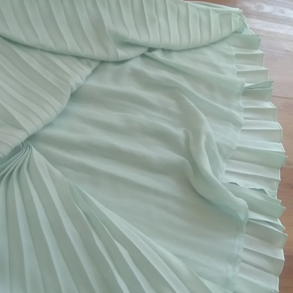 BNWT Seed Heritage pale mint pleated midi skirt size 10 - Picture 4 of 8
